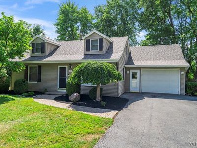 4320 Barton Rd, Clarence, NY, 14031