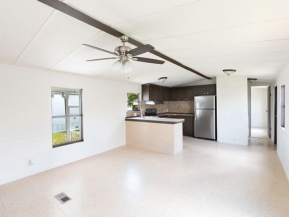 4th image of 18740 SW 349th St
