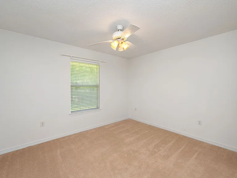 9750 Parker Lake Cir — Photo 27