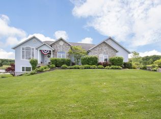 9398 Copper Greens Dr SE, Caledonia, MI 49316