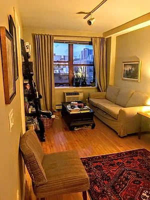 Rented by The Downtown LLC | media 74