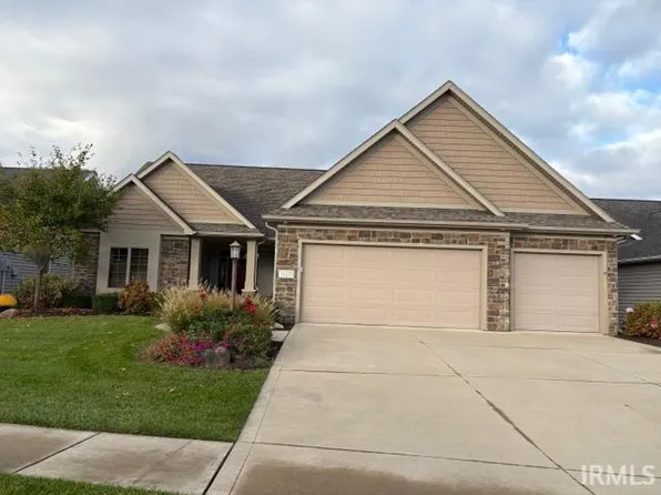 16133 Ballantyne Trl, Huntertown, IN 46748