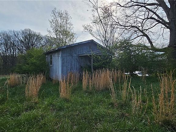 4th image of 749 Chambers Rd #2