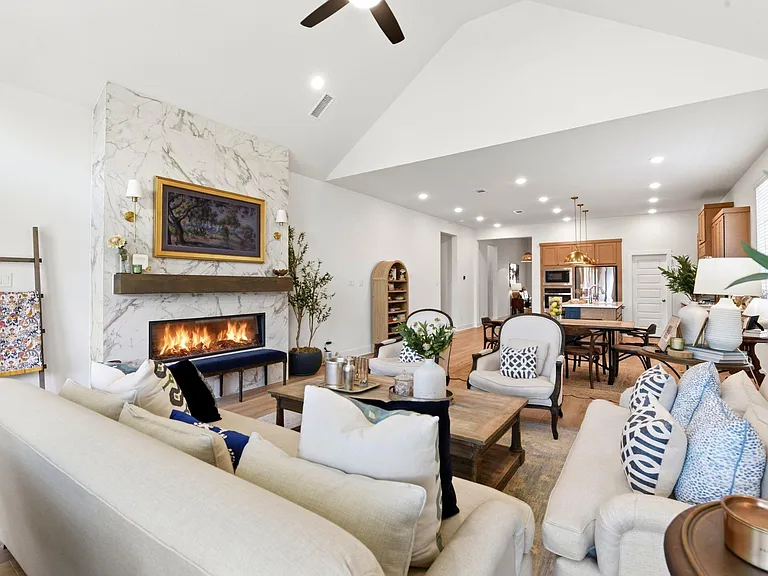 27927 Spring Falls Ct — Photo 17