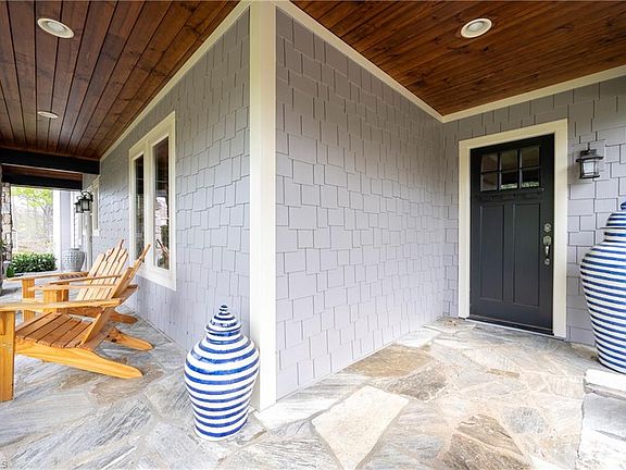 5th image of 687 Lissara Lodge Dr