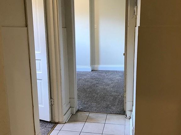 3rd image of 2521 N Downer Ave APT J