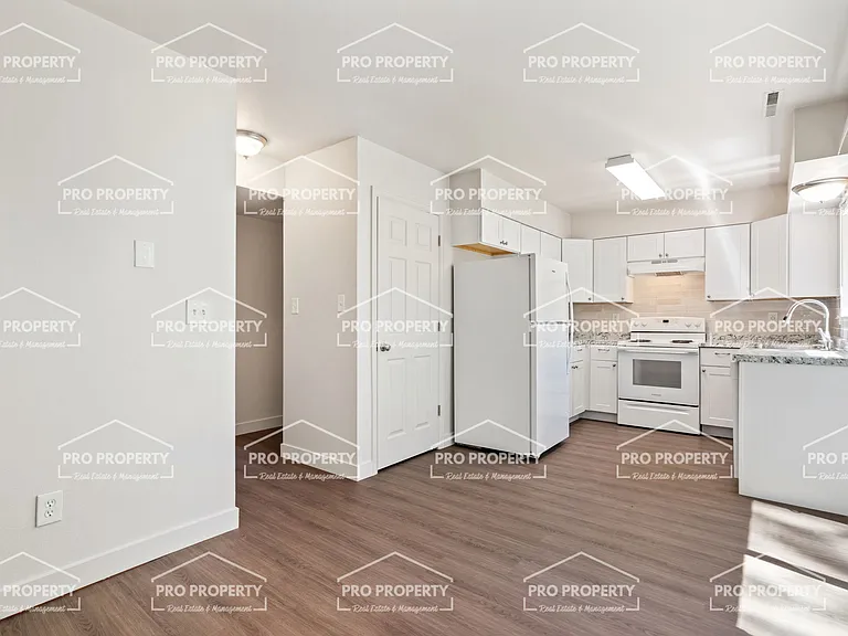 2576 Gilpin Ct — Photo 7