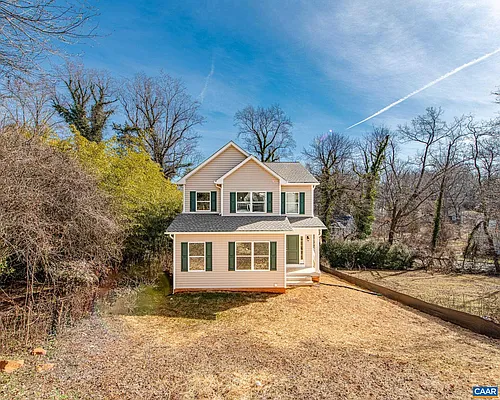 2308 Center Ave #C Photo 1