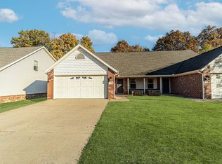804 Baker St NW, Gravette, AR 72736