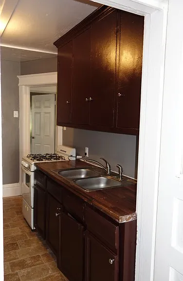 90 Winifred St W — Photo 26