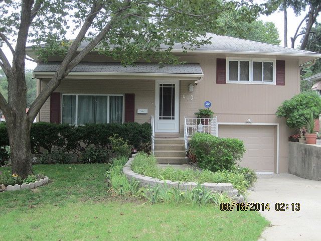1st image of 410 E 91st St