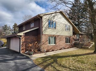 1110 Zange Dr, Algonquin, IL 60102