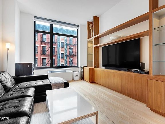 3rd image of 450 E 83rd St APT 3C