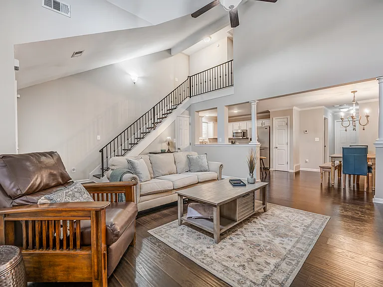 W Montebello Cir — Photo 7