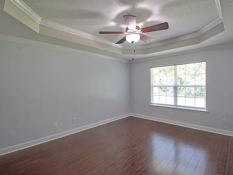 720 Highgrove Ct — Photo 13
