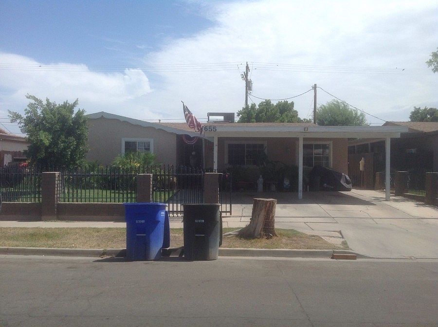 1st image of 655 Smoketree Dr