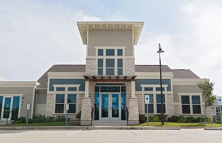 Retreat at River Chase Apartments — Photo 3