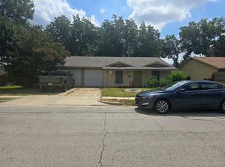 4128 Janada St, Haltom City, TX 76117