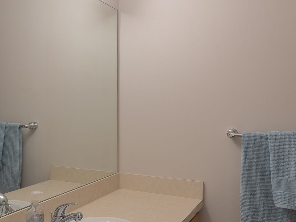 2nd image of 50110 Tottenham Ct #20