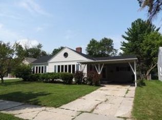 1278 Dousman St, Green Bay, WI 54303