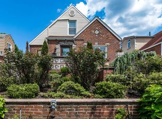5827 202nd St, Bayside, NY 11364