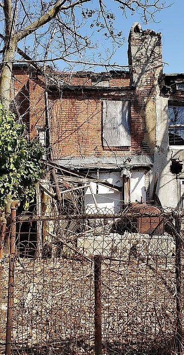 2nd image of 322 N Mount St