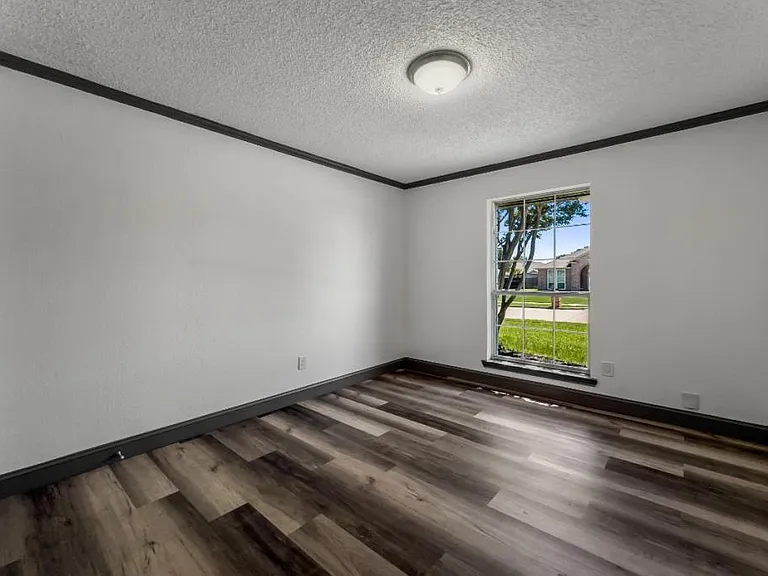 116 Princeton Cir — Photo 19