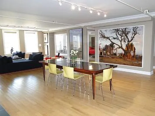 Rented by Corcoran | media 67