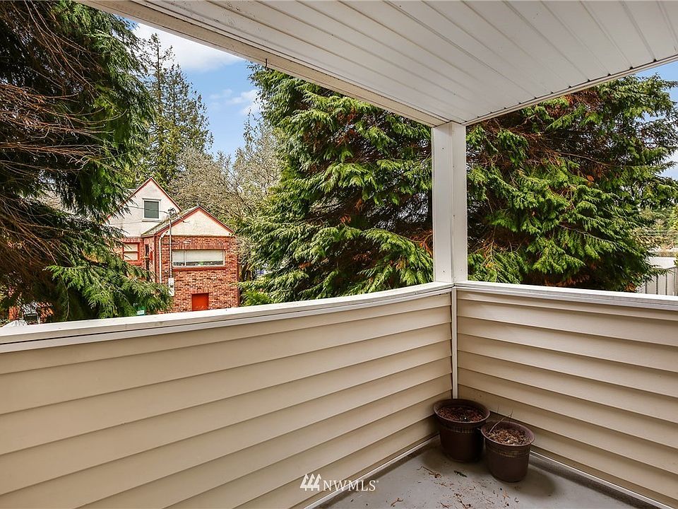 1st image of 11925 Roseberg Ave S #204