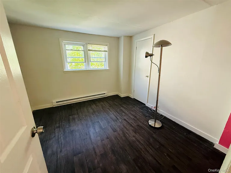 135 Sullivan St #DOWNSTAIRS — Photo 7