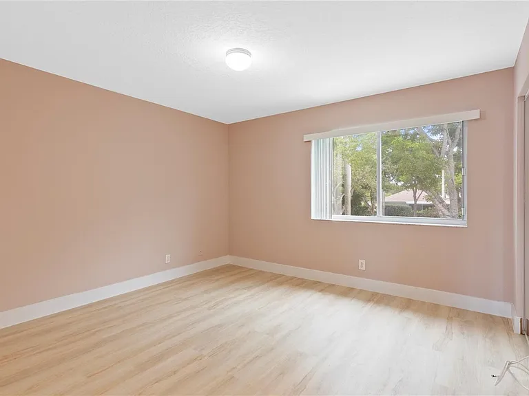 1186 SW 44th Ave #1186 — Photo 11