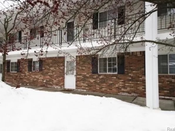 23412 Middlebelt Rd #1, Farmington Hills, MI 48336