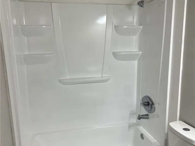 1445 Thelbert Dr — Photo 14