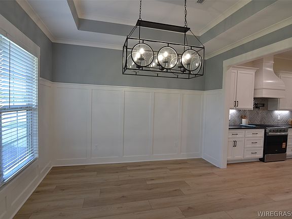 3rd image of 105 Sabel Dr