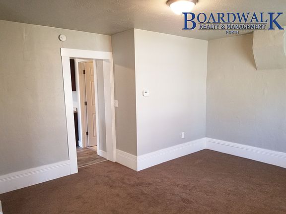 2nd image of 2679 Quincy Ave #2