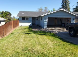 2259 College Way, Medford, OR 97504