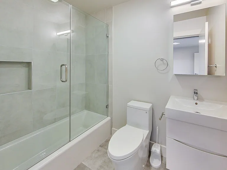 3411 Adeline St — Photo 8
