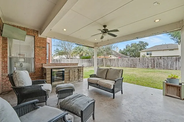 5048 Morrison Blvd