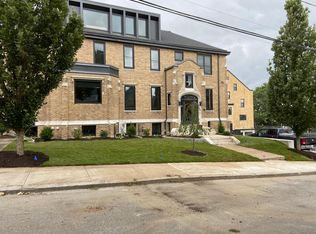 29 9th St #2S, Providence, RI 02906