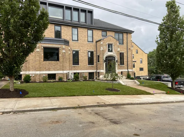 29 9th St #2S, Providence, RI 02906
