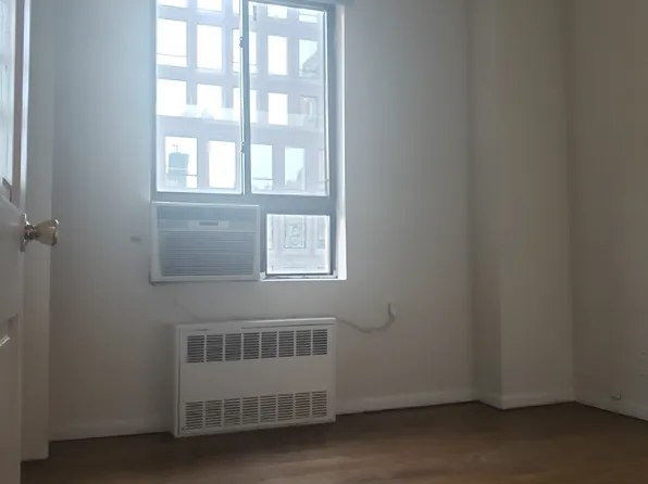 131 East 23rd Street image 2 of 8