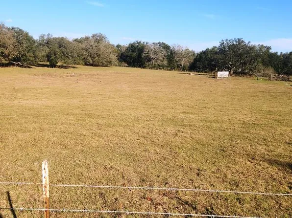 SE 60th Ave, Trenton, FL 32693