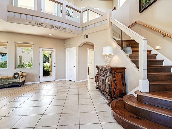 3rd image of 13504 Desert Zinnia Ct NE