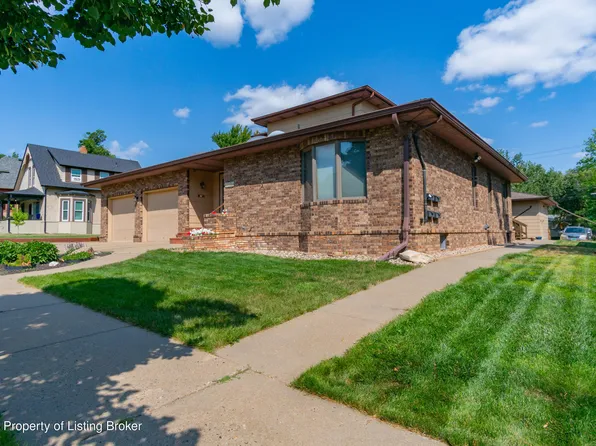 524 2nd Ave W, Dickinson, ND 58601