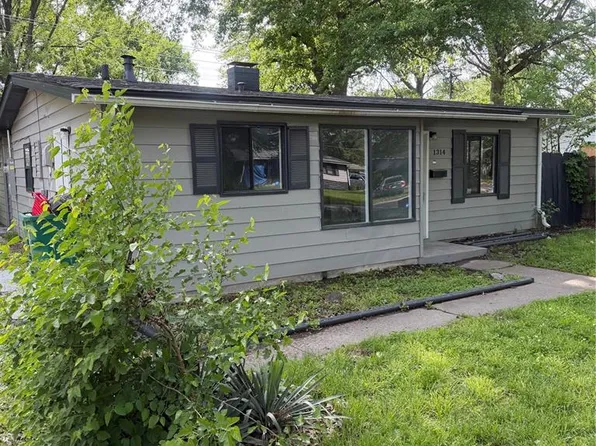 1314 Saint Raphael St, Cahokia, IL 62206