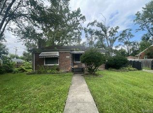 19475 Redfern St, Detroit, MI 48219