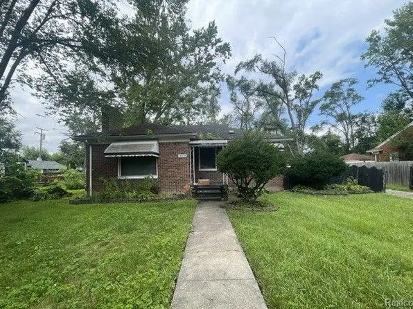 19475 Redfern St, Detroit, MI 48219