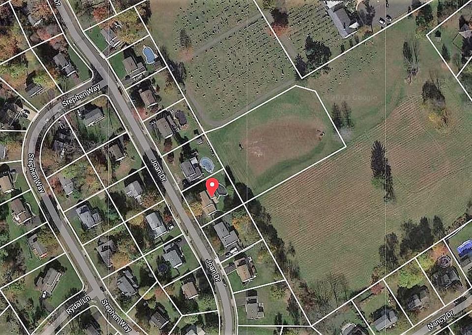 2nd image of 1361 Joan Dr