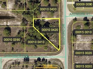 750 Bedford Dr, Lehigh Acres, FL 33974