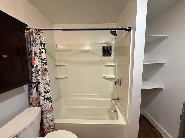 17 Pierce St — Photo 10